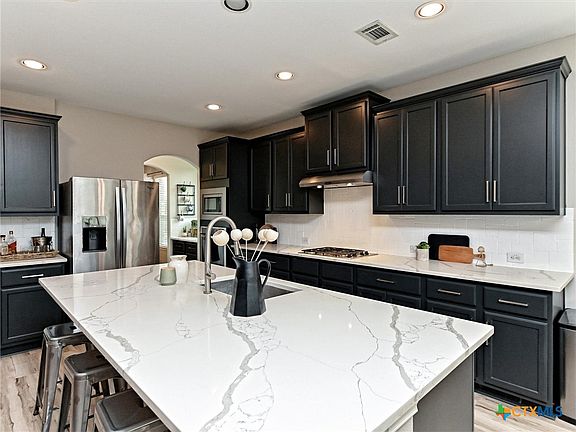 3rd image of 2601 Estefania Ln