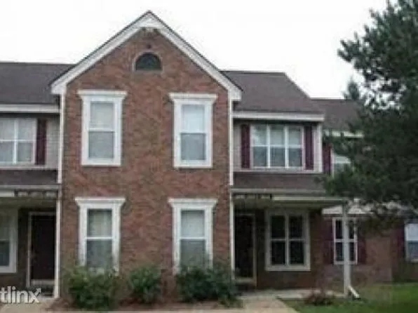 1656 Emerson Cir #1, Rochester Hills, MI 48307