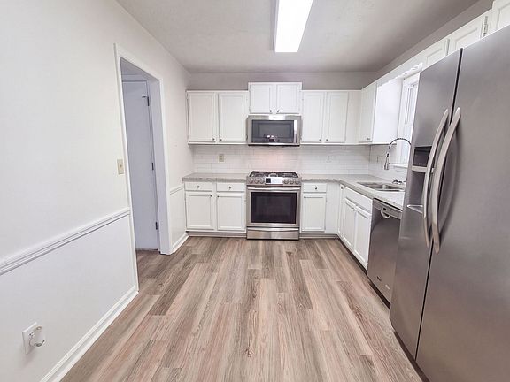 2nd image of 2681 Tybee Dr