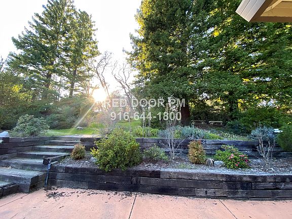 2nd image of 105 Baldwin Lake Cir
