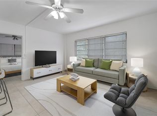 40 Salamanca Ave APT 7, Coral Gables, FL 33134