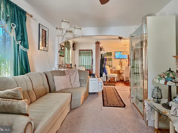 7123 Campfield Rd, Baltimore, MD 21207