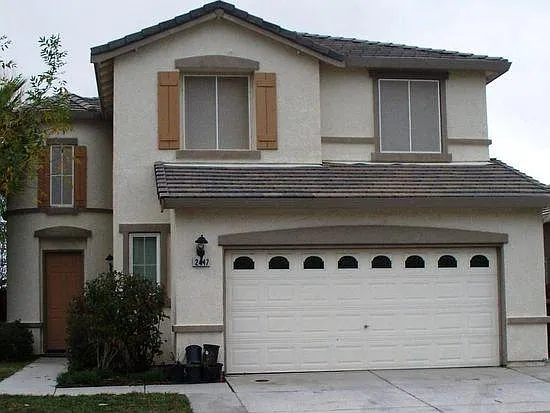 2447 Veneto Ln — Photo 1