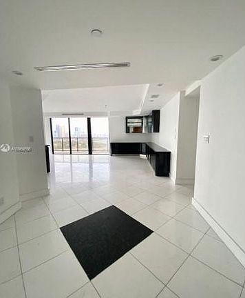 3rd image of 19667 Turnberry Way #24A-B
