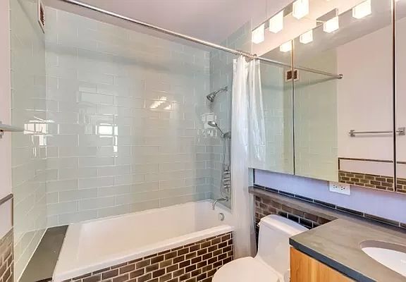 5th image of 1 Irving Pl Unit Iversity24