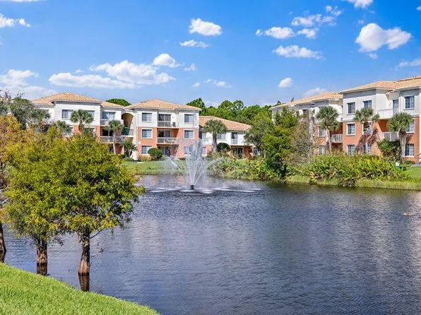 2106 Myrtlewood Cir E, Palm Beach Gardens, FL