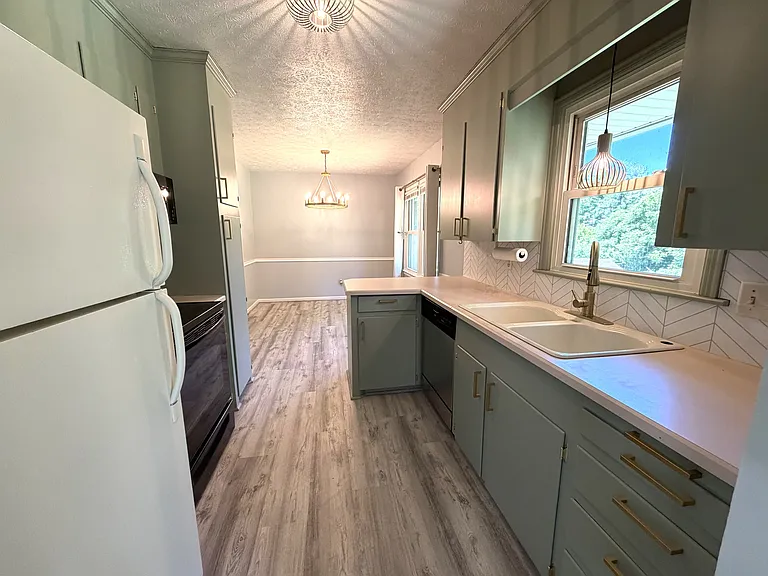 1125 Sheffield Dr — Photo 11