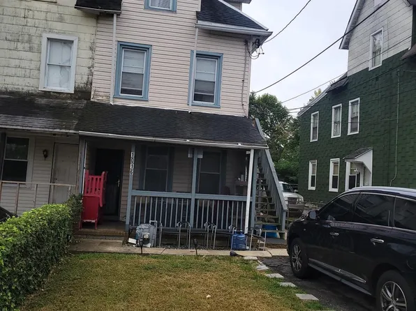 1016 Pine St, Darby, PA 19023
