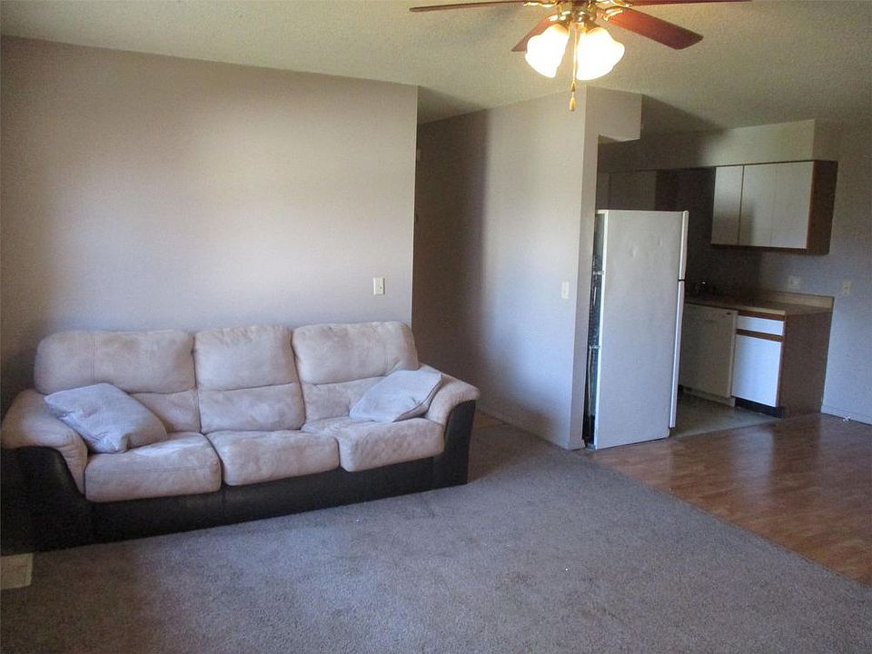 2nd image of 5205 N Pierson St