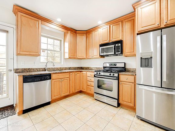 2nd image of 35 Justin Ave