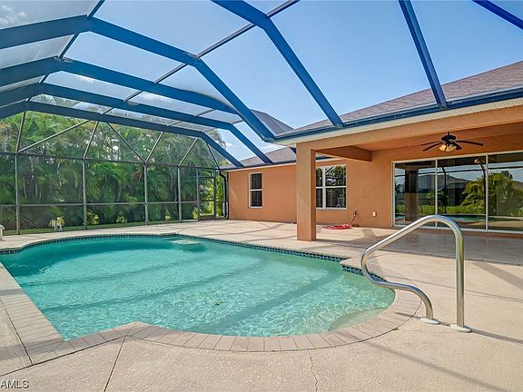 2nd image of 924 Champion Ave