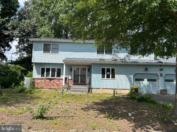 5 Sheffield Rd, Hamilton, NJ 08619