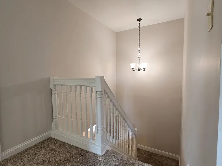 29 Fomalhaut Ave — Photo 10