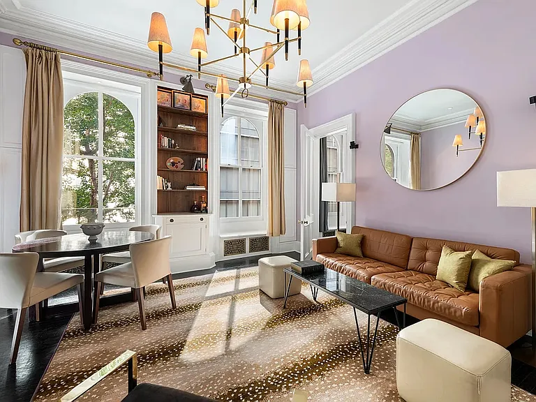 2 E 12th St #6 — Photo 3