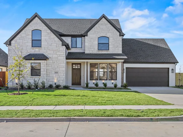 1833 Sudbury Dr, Cleburne, TX 76033