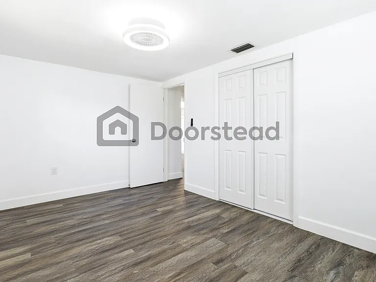 5053 Springland Dr — Photo 20