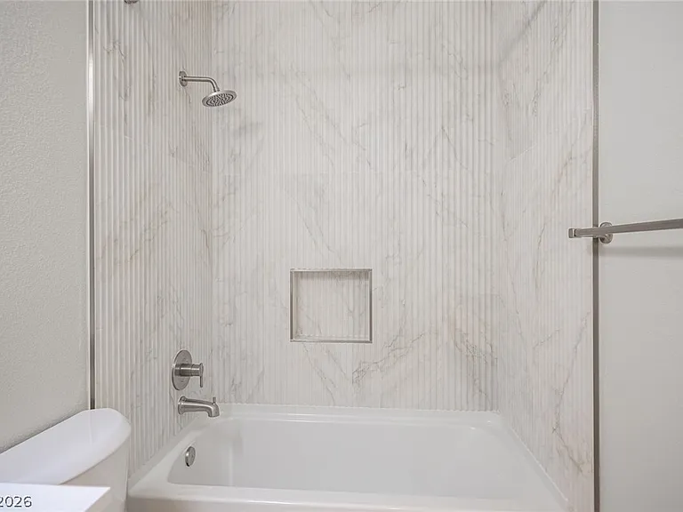 11225 Vintners Ln — Photo 32