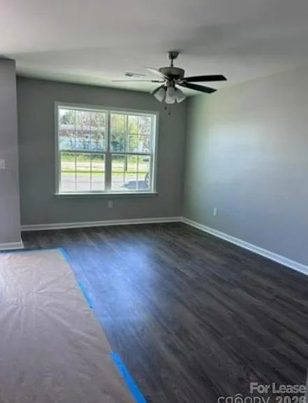 407 N Maple St — Photo 6