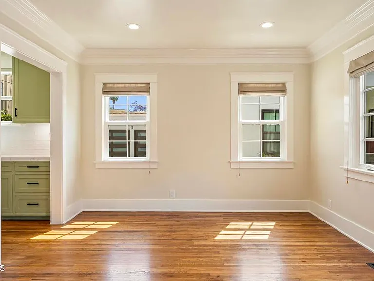 520 S Los Robles Ave #4 — Photo 12