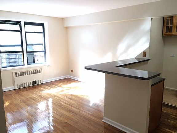 2nd image of 20 Woodruff Ave APT 2A