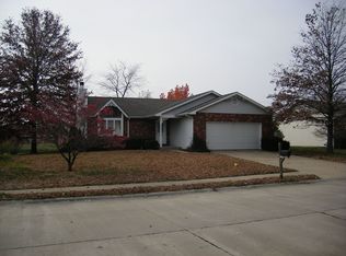 1343 Chancellor Dr, Edwardsville, IL 62025