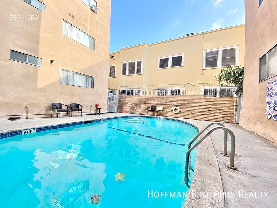 1st image of 427 S New Hampshire Ave #113