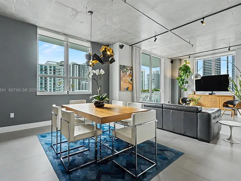 2275 Biscayne Blvd #1004 — Photo 6