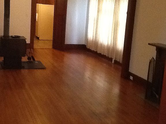 2nd image of 1115 6th St