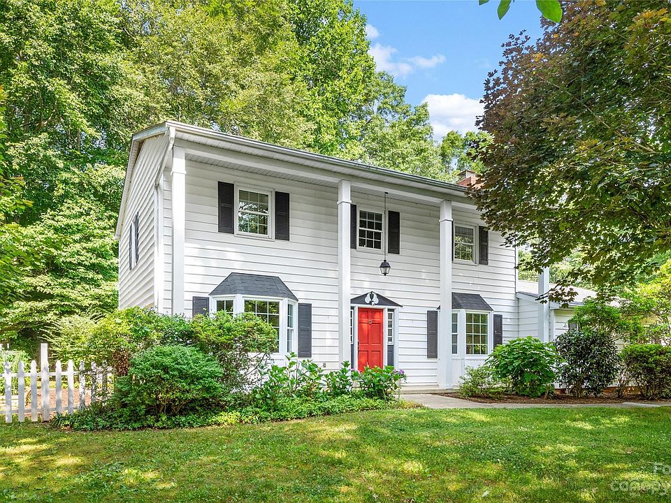 1st image of 2364 Glenheath Dr