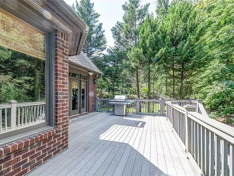 950 Glengate Pl — Photo 5