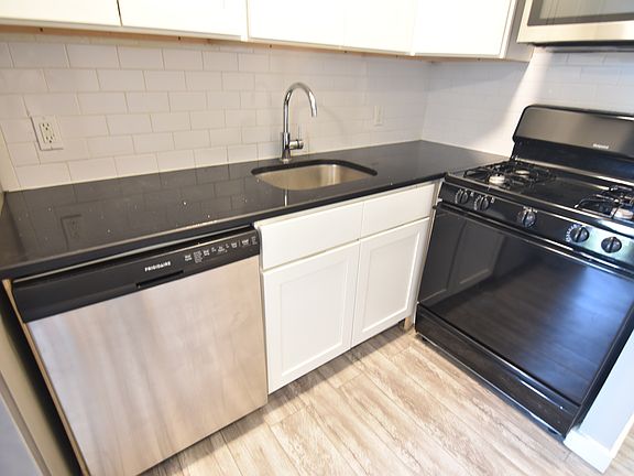 3rd image of 354 E 134th St APT 3