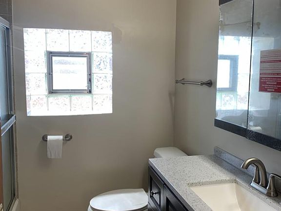 5th image of 2640 N Sawyer Ave #3