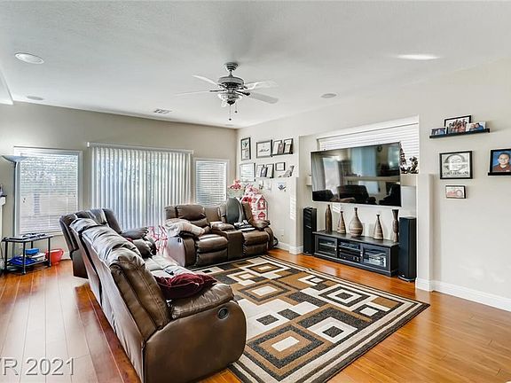 5th image of 826 Socorro Song Ln