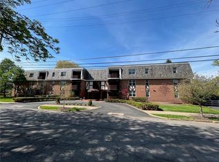 136 Centennial Ave APT 205, Sewickley, PA
