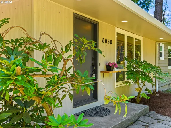 6030 SW Taylors Ferry Rd, Portland, OR 97219