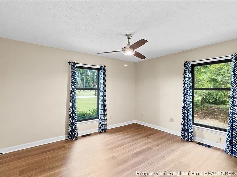 4148 Bent Grass Dr — Photo 35