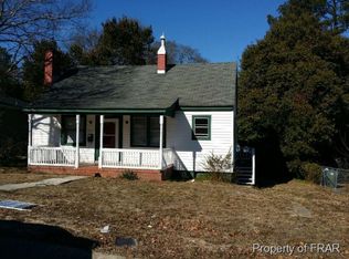 271 N Windsor Dr, Fayetteville, NC 28301