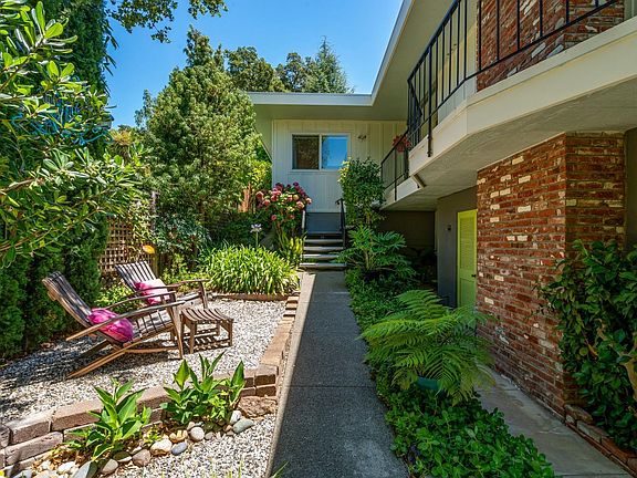 4th image of 1664 Meek Avenue