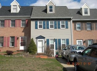 11 Pheasant Ln, Lititz, PA 17543