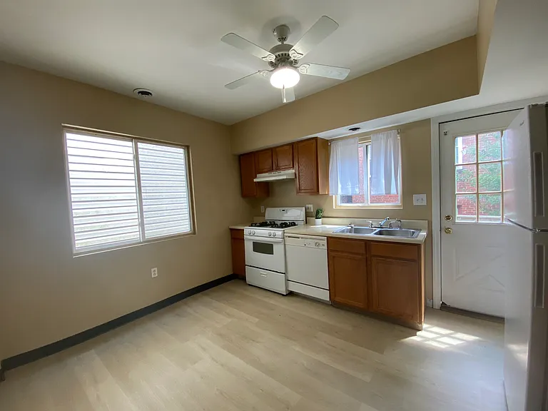 2628 Edwards Way #2 — Photo 7