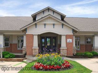 115 N Buesching Rd APT 933, Lake Zurich, IL 60047