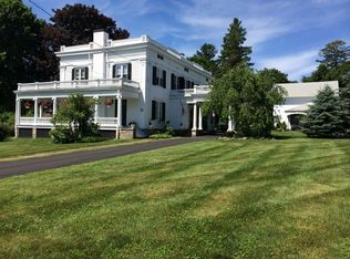 4 W Mystic Ave, Groton, CT 06355