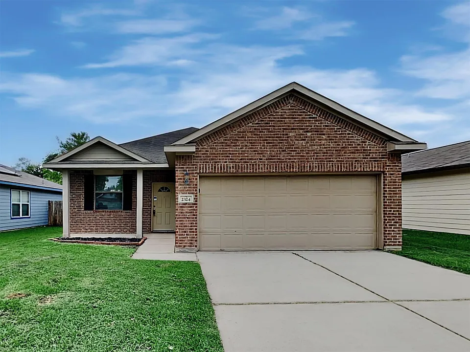 2324 Shady Tree Ln