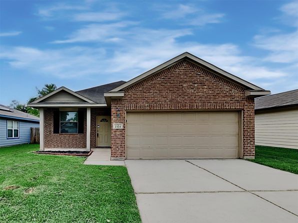 2324 Shady Tree Ln