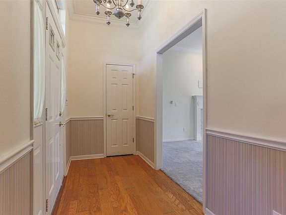 4th image of 1462 Nautilus Dr