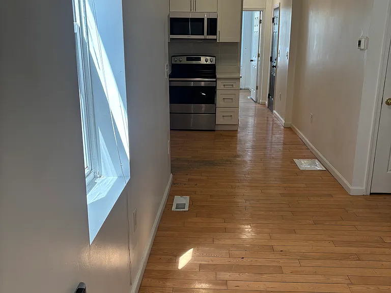 2242 Wharton St — Photo 14
