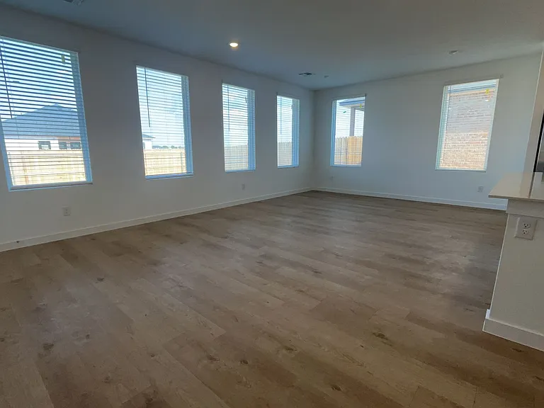 20417 Mule Deer Dr — Photo 4