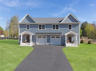 65 Paulding Ln, Crompond, NY 10517