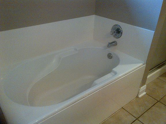 4th image of 37551 Southwood Village Ave