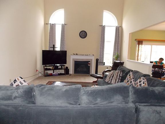 3rd image of 363 Mohican Dr